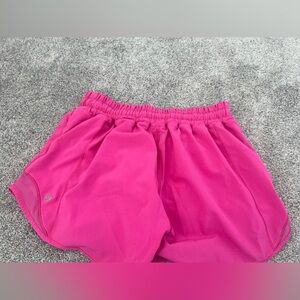 sonic pink lululemon hotty hot shorts size 4